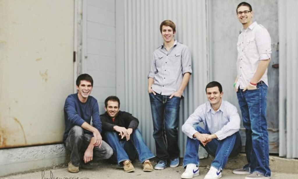 top-cool-group-names-for-boys