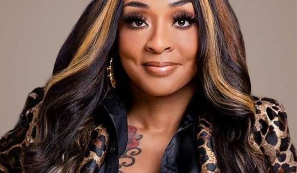 jesseca-dupart-social-media-presence