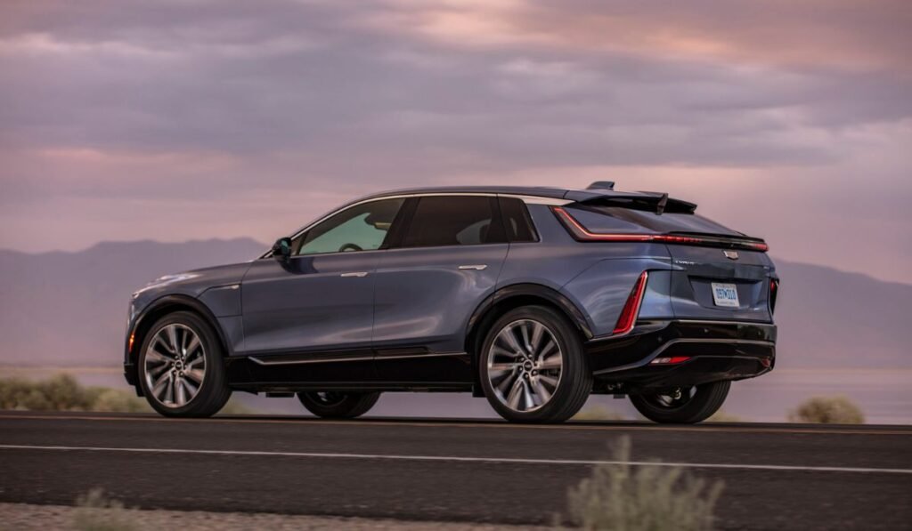 understanding-cadillac-lyriq-driving-modes